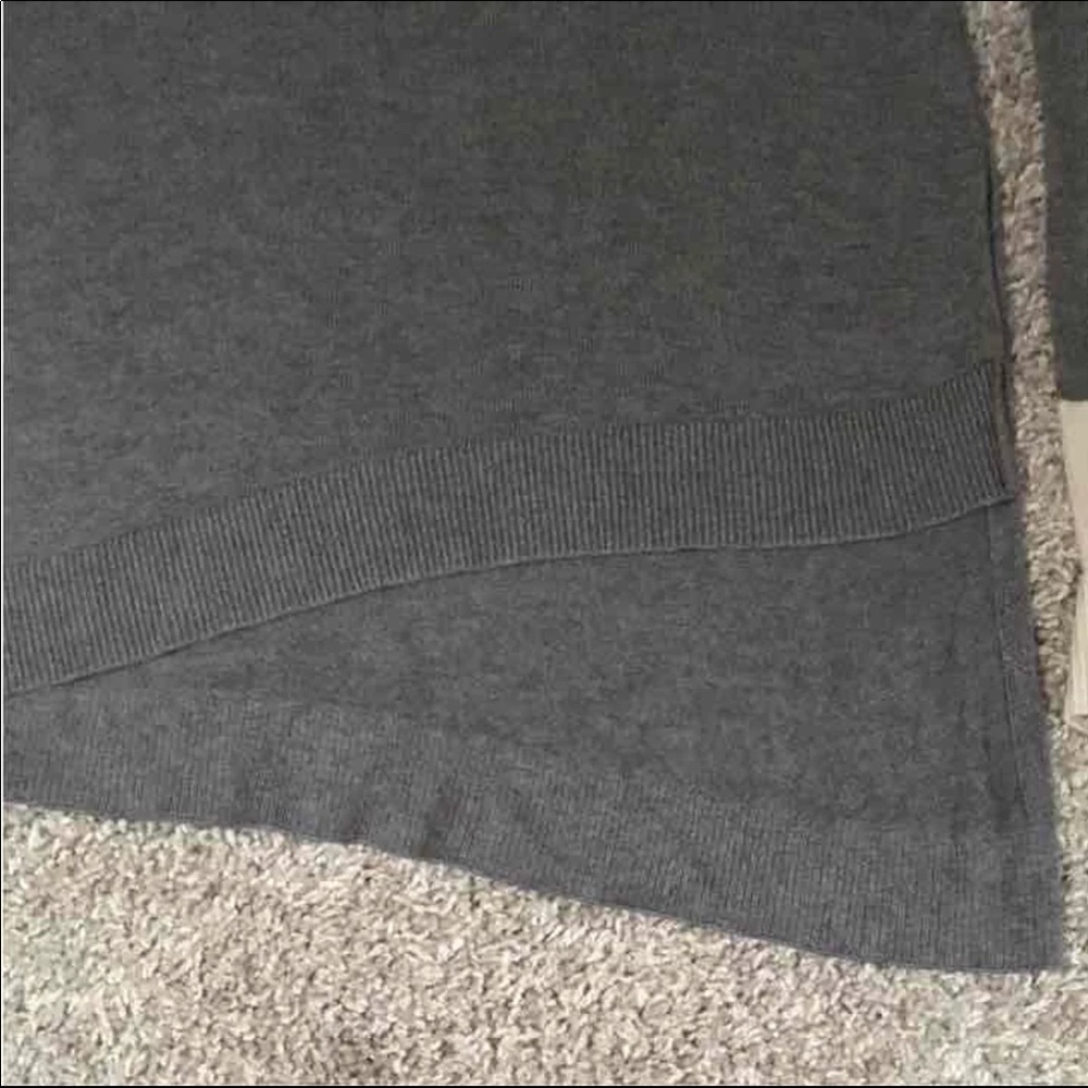 Express sweater - Picture 2 of 3